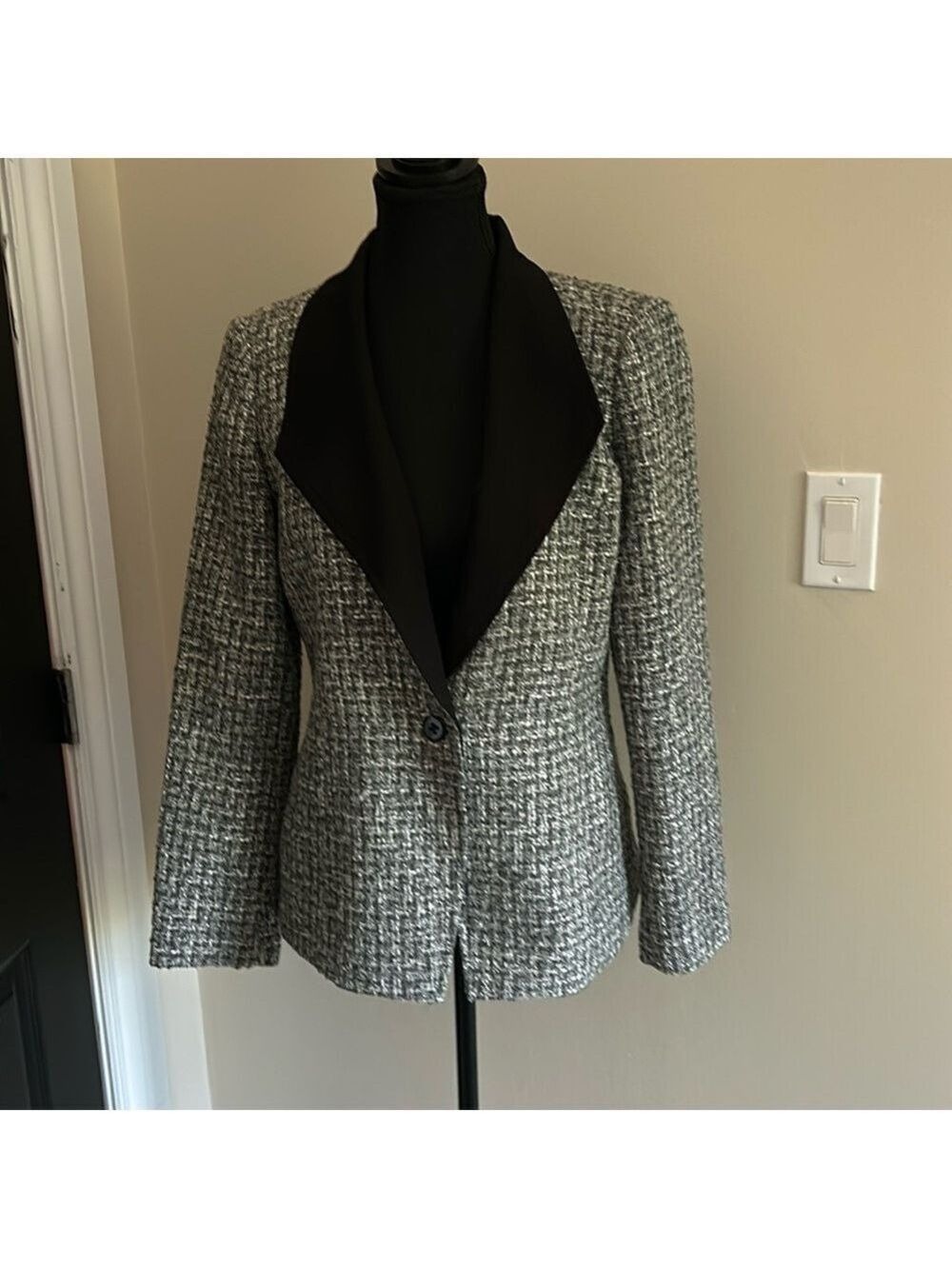 White House black market winter business jacket